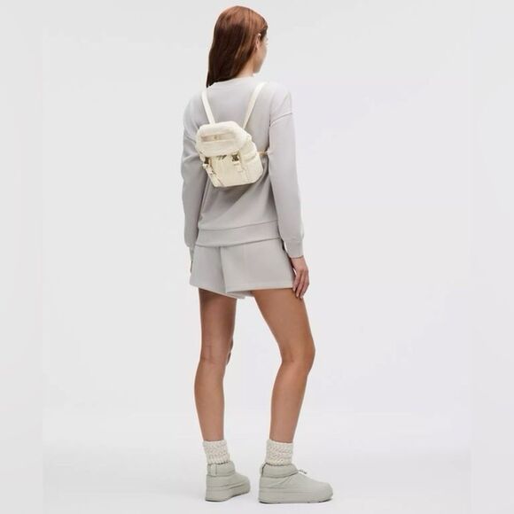 SHIPS TODAY LULULEMON Wunderlust Backpack Mini White *Fleece + Gold 3L NWOT main image 6